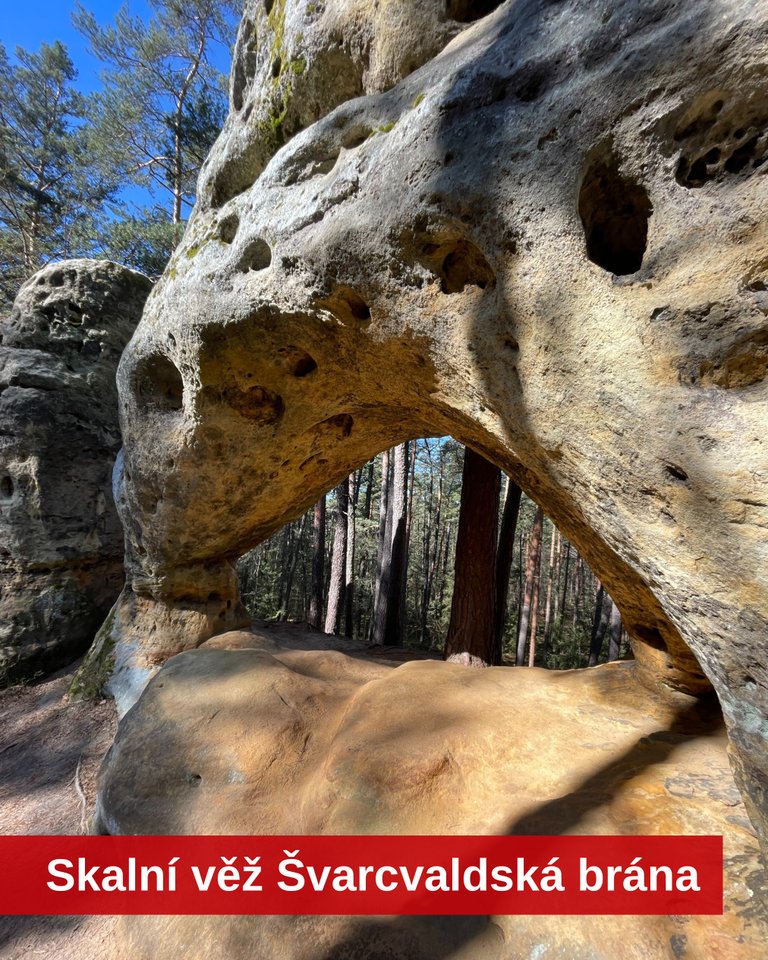 Skalní věž Švarcvaldská brána